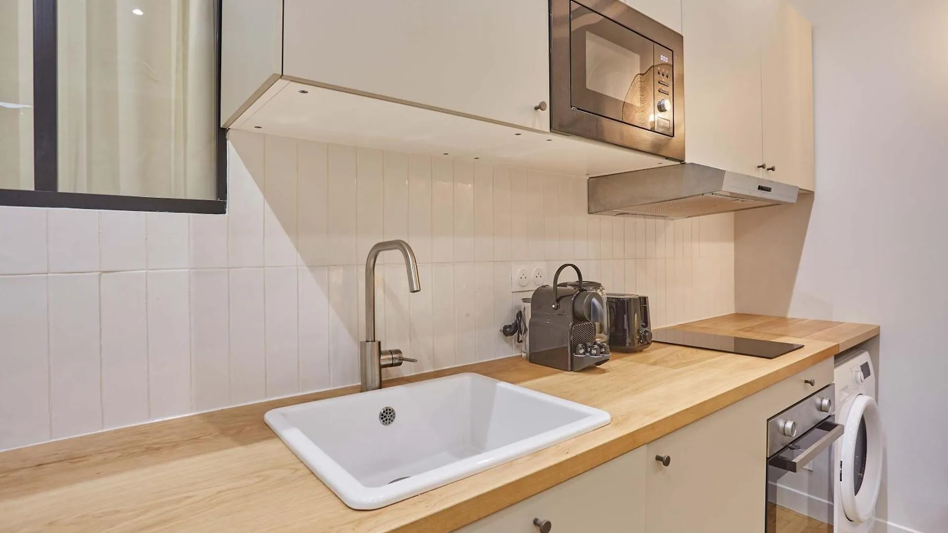 Superb Apartment 1 Bedroom Center Of Paris By Studio Prestige France