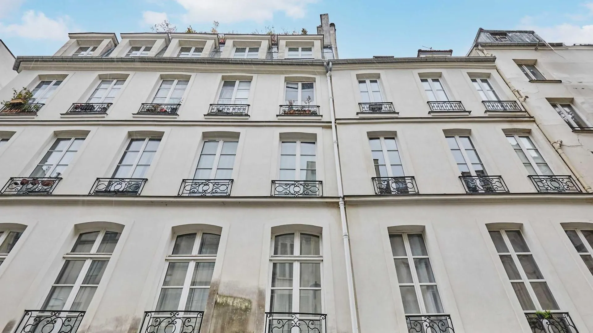 Superb Apartment 1 Bedroom Center Of Paris By Studio Prestige France